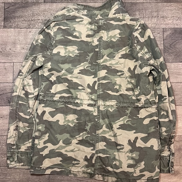 Old Navy, camouflage drawstring waist jacket - Picture 6 of 6